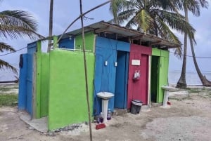 Overnight on San Blas Island and Lemon Keys with Boat Tour