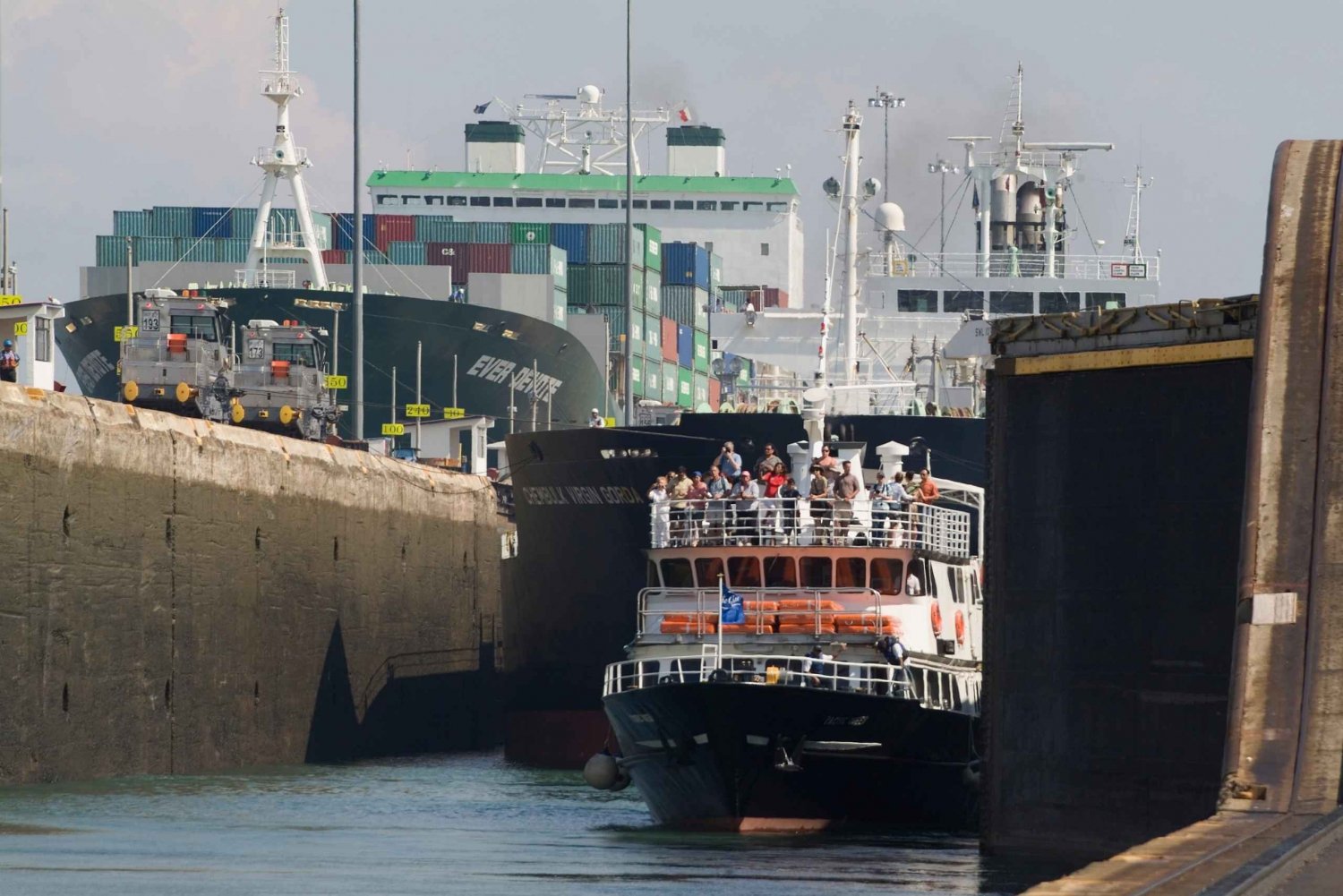 Panamá: Crucero de 6 horas por el Canal de Panamá en dirección sur y almuerzo
