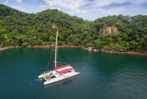 Panama: All-Inclusive Taboga Island Catamaran Cruise
