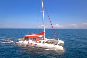 Panama: Taboga Island Catamaran Cruise with Lunch & Open Bar