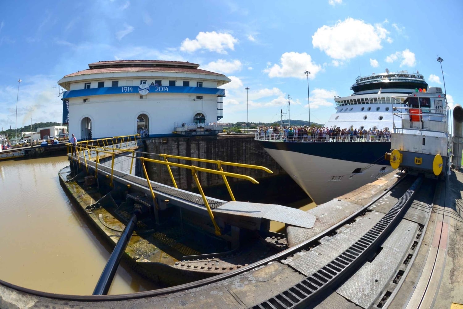 Panama Canal and Old Town City tour - Private