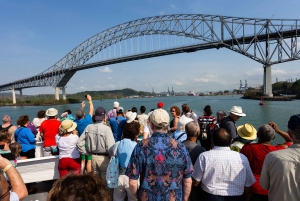 Panama Canal Tour: Ocean to Ocean in One Day