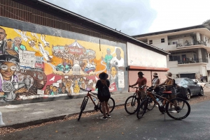 Aventura de bicicleta na Zona do Canal do Panamá