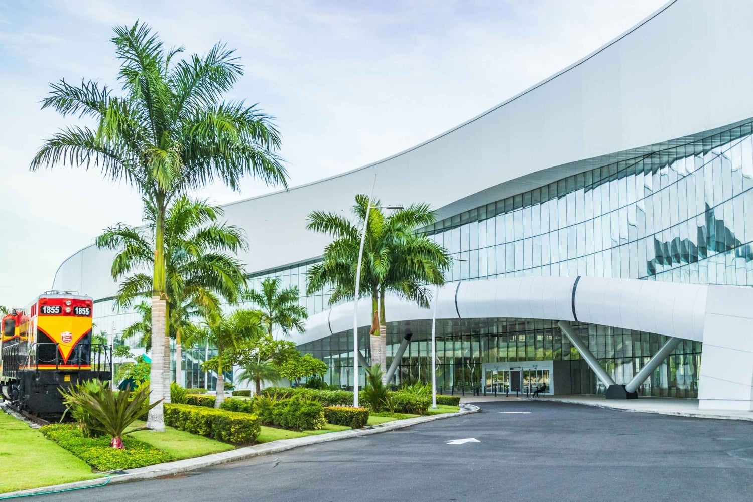 Panama City: Amador Causeway Small Group Walking Tour