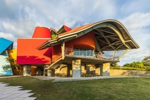 Panama City: Amador Causeway Small Group Walking Tour