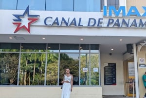 Panama City: Canal, Old Town, and Amador Causeway Tour