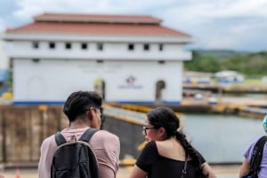 Panama City: Tour del Canale, della Città Vecchia e dell'Amador Causeway