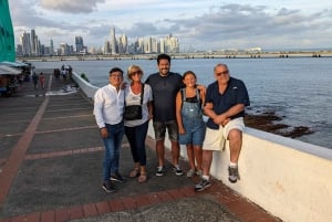 Panama City: Kanał, Stare Miasto i Amador Causeway Tour