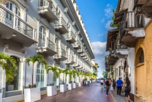 Panama City: Casco Antiguo Family-Friendly Walking Tour