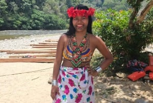 Panama City: Embera Indigenous Tribe & River Tour with Lunch