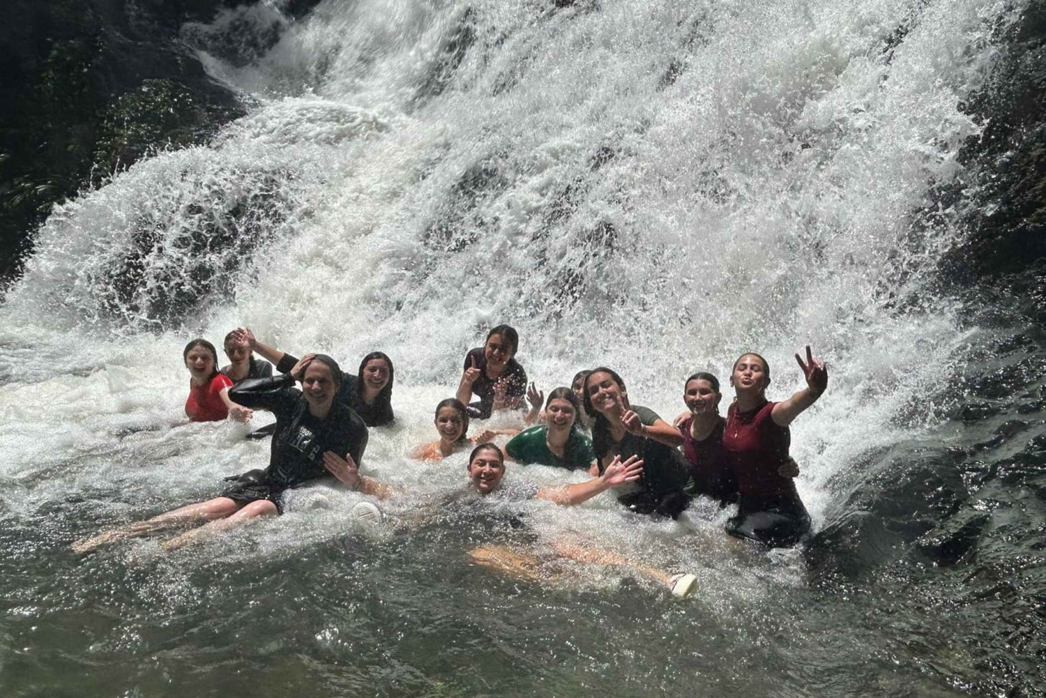 Panama City: Embera Indigenous Village & Waterfall Tour