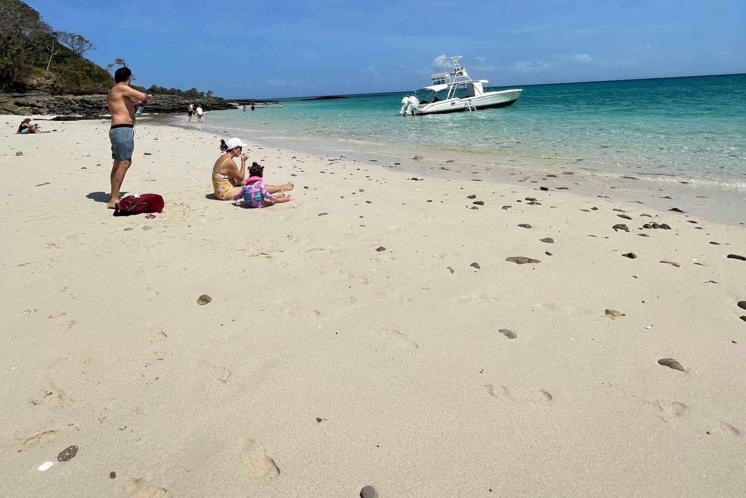 Panama City: Full Day in the Pearl Archipelago