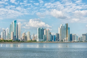 Panama City: Guided Panama Canal & City Tour with Transfers