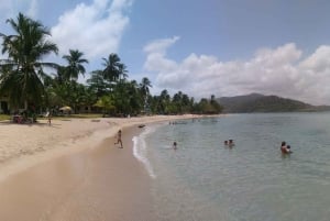 Panama City: Isla Grande Beach and Portobelo Private Tour