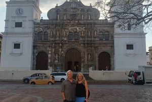 Panama City: Old city tour and Monkey Island
