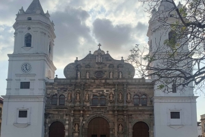 Panama City: Old Town and Monkey Island