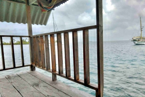 Panama City: Over-Water Cabin in San Blas + Meals + Tour