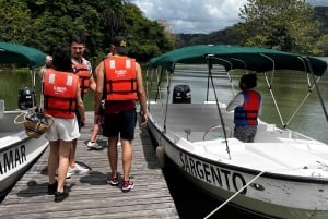Panama City: Panama Canal & Monkey Island Guided Boat Tour