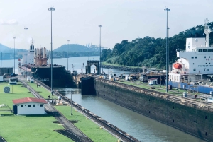 Panama city: Private Layover Panama Canal & City Tour