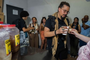 Tour gastronomico dello street food a Panama con oltre 20 assaggi