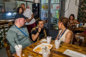 Tour gastronomico dello street food a Panama con oltre 20 assaggi