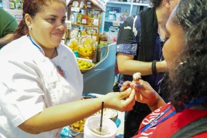 Tour gastronomico dello street food a Panama con oltre 20 assaggi