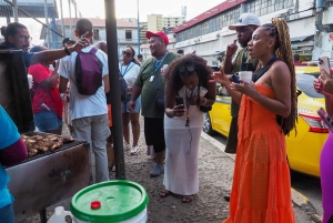 Tour gastronomico dello street food a Panama con oltre 20 assaggi