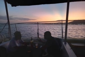 Cidade do Panamá: Passeio de Catamarã pela Baía do Panamá ao pôr do sol com bar aberto