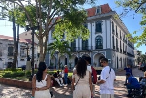 Panama City Tour of San Felipe Casco Antiguo