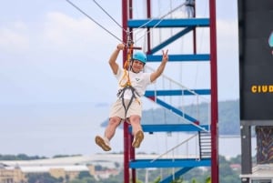 Ciudad de Panamá: Experiencia de tirolina sobre la ciudad y un cóctel