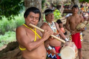 Panama: Embera Community and Sloth Sanctuary Private Tour