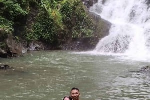 Panama: Wycieczka po wiosce Embera i wodospad z lunchem