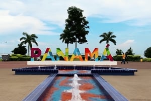 Panama : Must-See Sites Walking Tour With A Guide