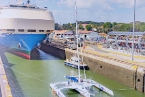 Panama on a Stopover: Canal Tour, Old Town, Amador, and More