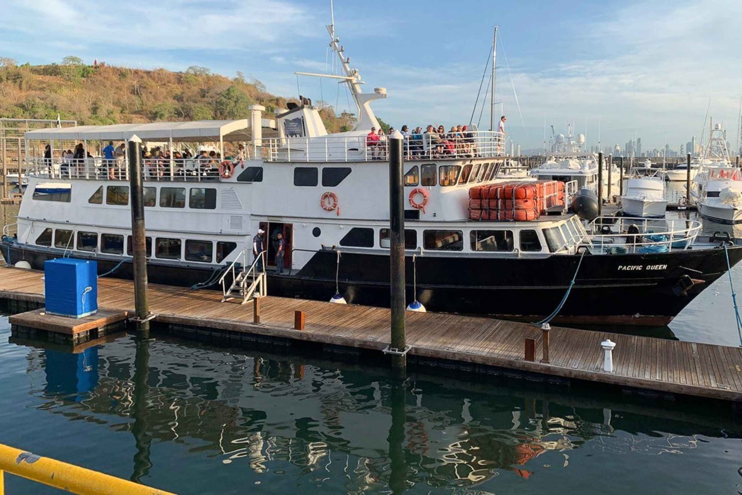 Panama: Wycieczka po Kanale Panamskim przez dwie śluzy z lunchem