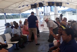 Panamá: Excursión por el Canal de Panamá a través de dos esclusas con almuerzo