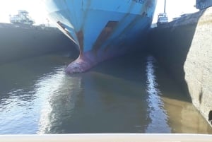 Panama: Wycieczka po Kanale Panamskim przez dwie śluzy z lunchem