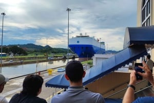 Panama Private Layover Canal & City Tour