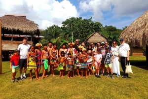 Panama: Privat tur - Utforsk embera-stammens hemmeligheter og kultur.