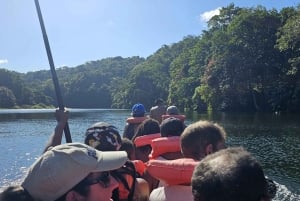 Panana City: Embera-stammen och vattenfall med lunch