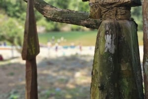 Panana City: Embera Tribe and Waterfall with Lunch