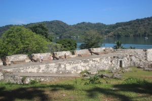 Portobelo: A Caribbean Adventure of Nature & History
