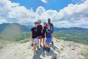 Rappel e l'escursione al Monte Indiano Dormiente nella valle di Anton