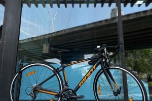 Road Bicycle Rental in Panama City, Panama