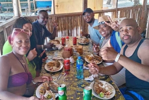 San Blas Island Hopping Day Tour + Lunch + Drink