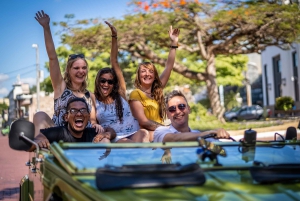 Panama City: City Highlights Tour in a VW Safari Classic Car