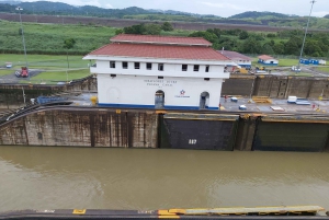 Tour de Escala en Panama desde Aeropuerto (lentokenttä)