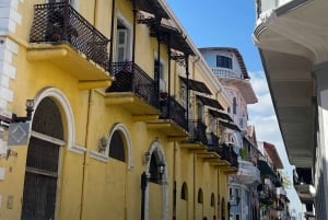 Panama City: Casco Viejo, Amador and Cinta Costera Tour