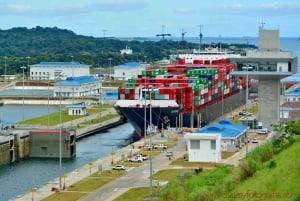 Två gamla och nya oceaner Panama Canal Locks Privat tur