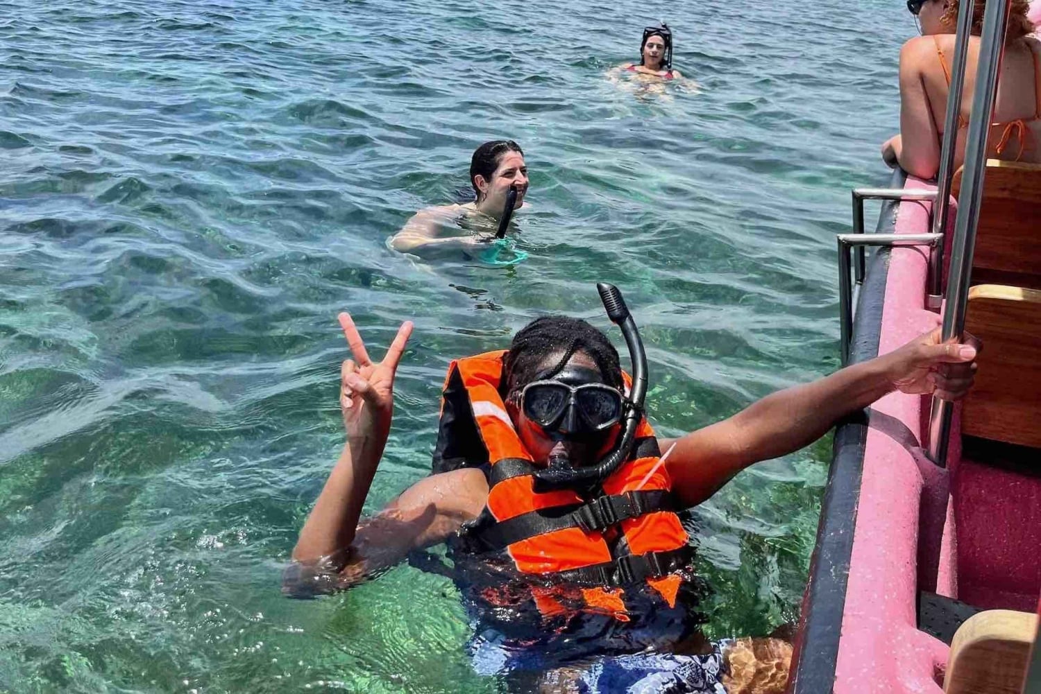 Zapatilla Island Hopping Day Tour